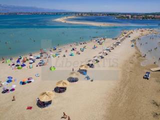 Queen&#039;s Beach Nin 1