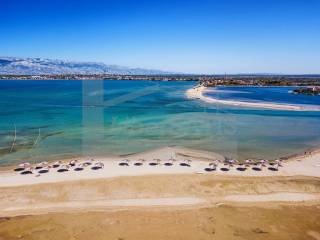 Queen&#039;s Beach Nin 2