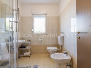 Flat in a building, Sale, Trogir - Okolica, Mastrinka