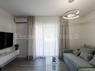Flat in a building, Sale, Trogir - Okolica, Mastrinka