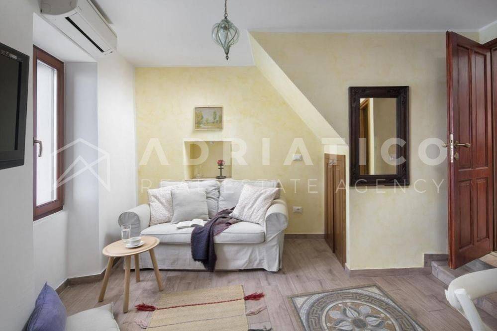 House with apartments, Sale, Rovinj, Rovinj