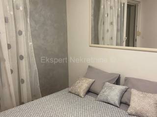 Flat in a building, Sale, Split, Split
