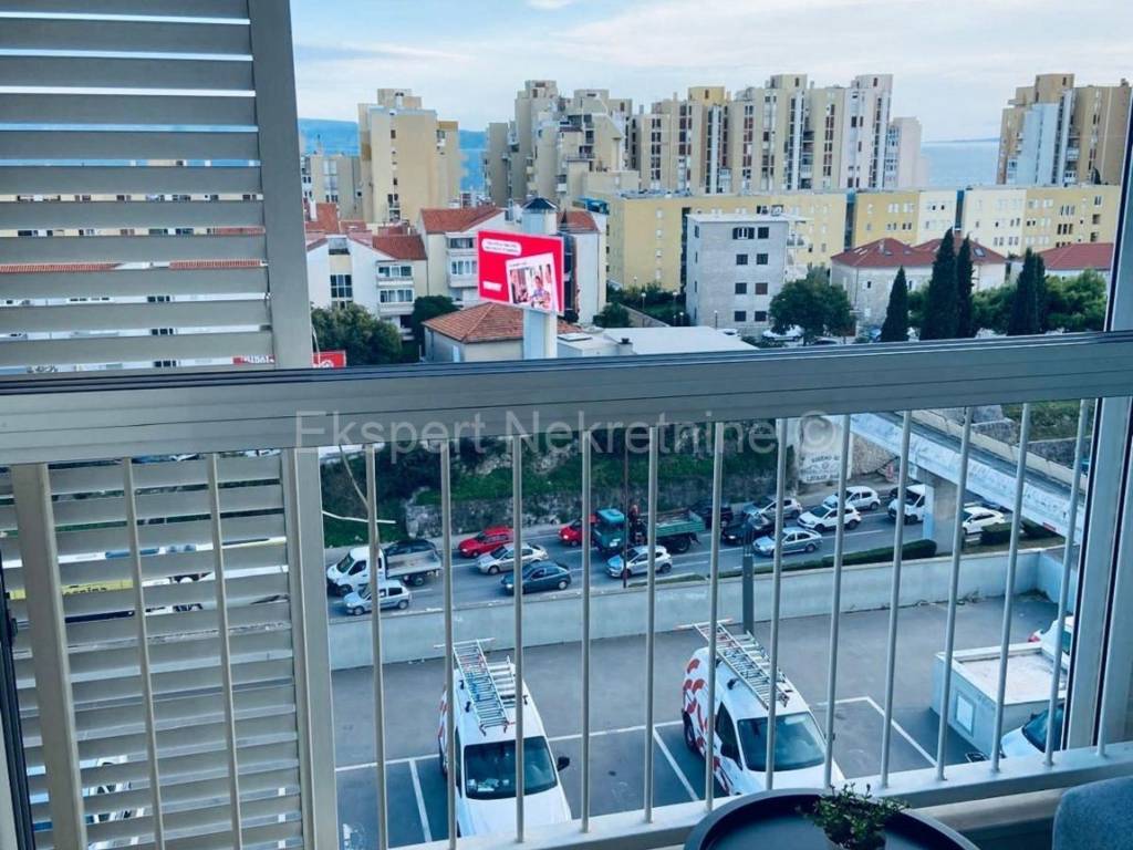 Flat in a building, Sale, Split, Split