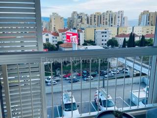 Flat in a building, Sale, Split, Split