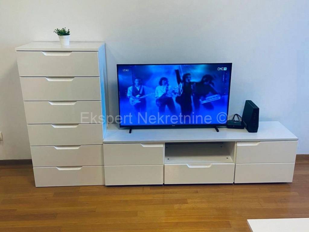 Flat in a building, Sale, Split, Split