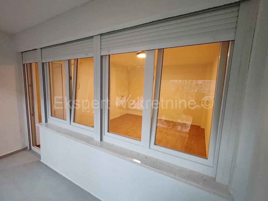 Flat in a building, Sale, Split, Split