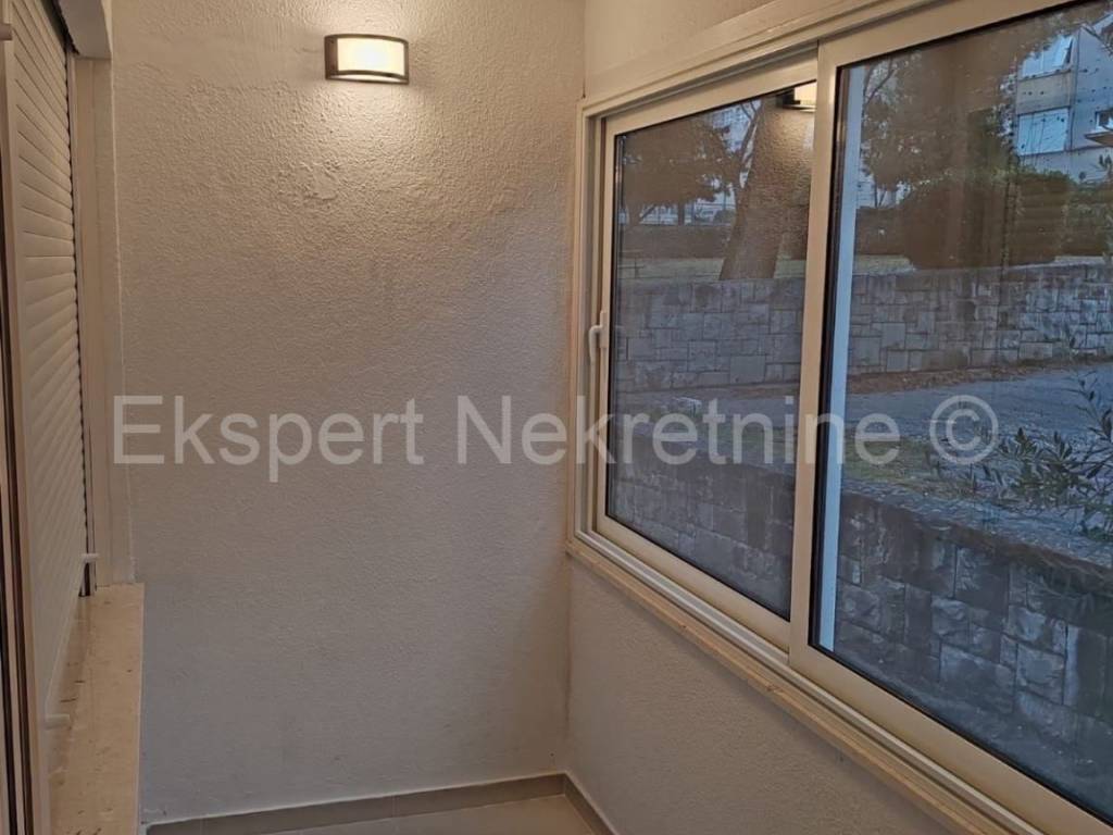 Flat in a building, Sale, Split, Split