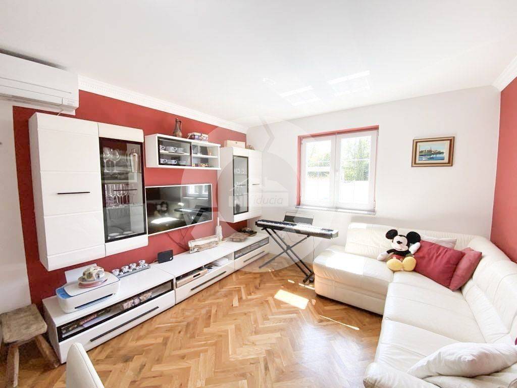 Flat in a building, Sale, Poreč, Poreč