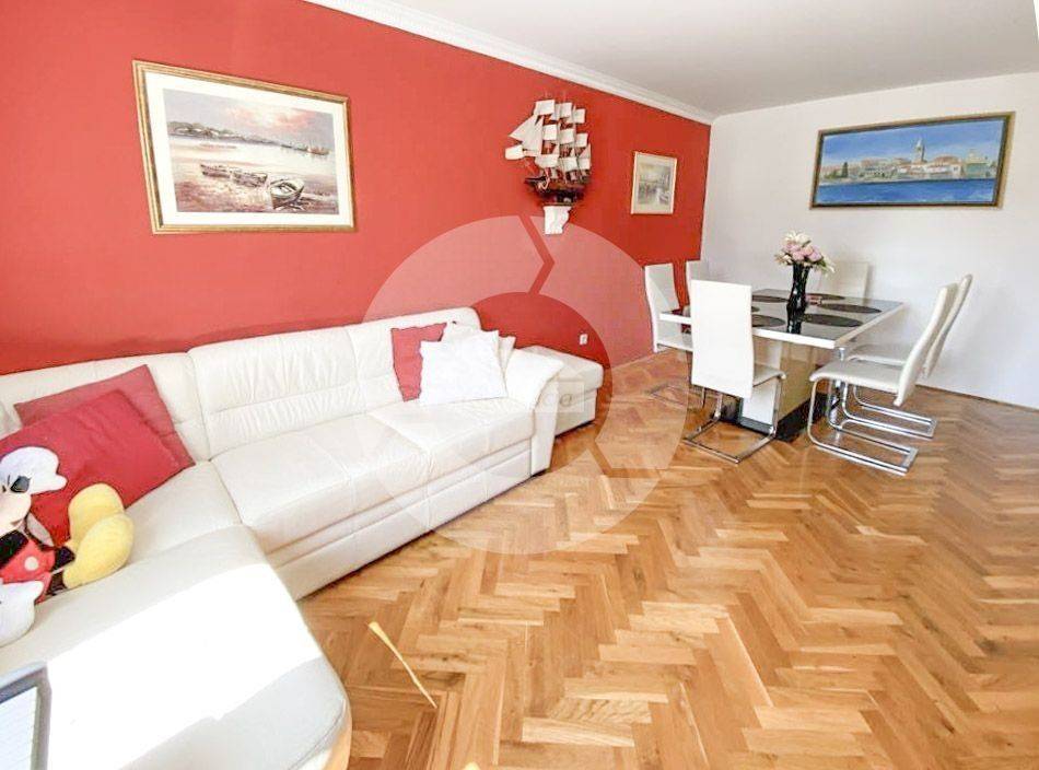 Flat in a building, Sale, Poreč, Poreč