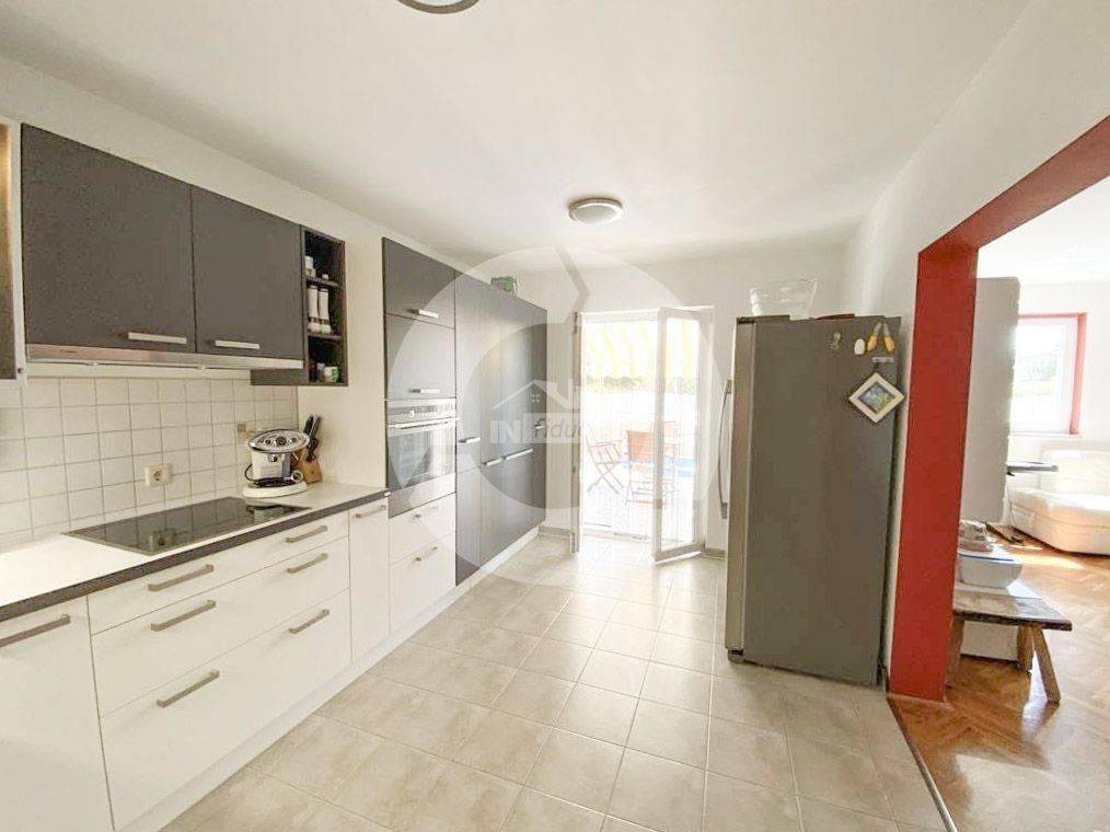 Flat in a building, Sale, Poreč, Poreč