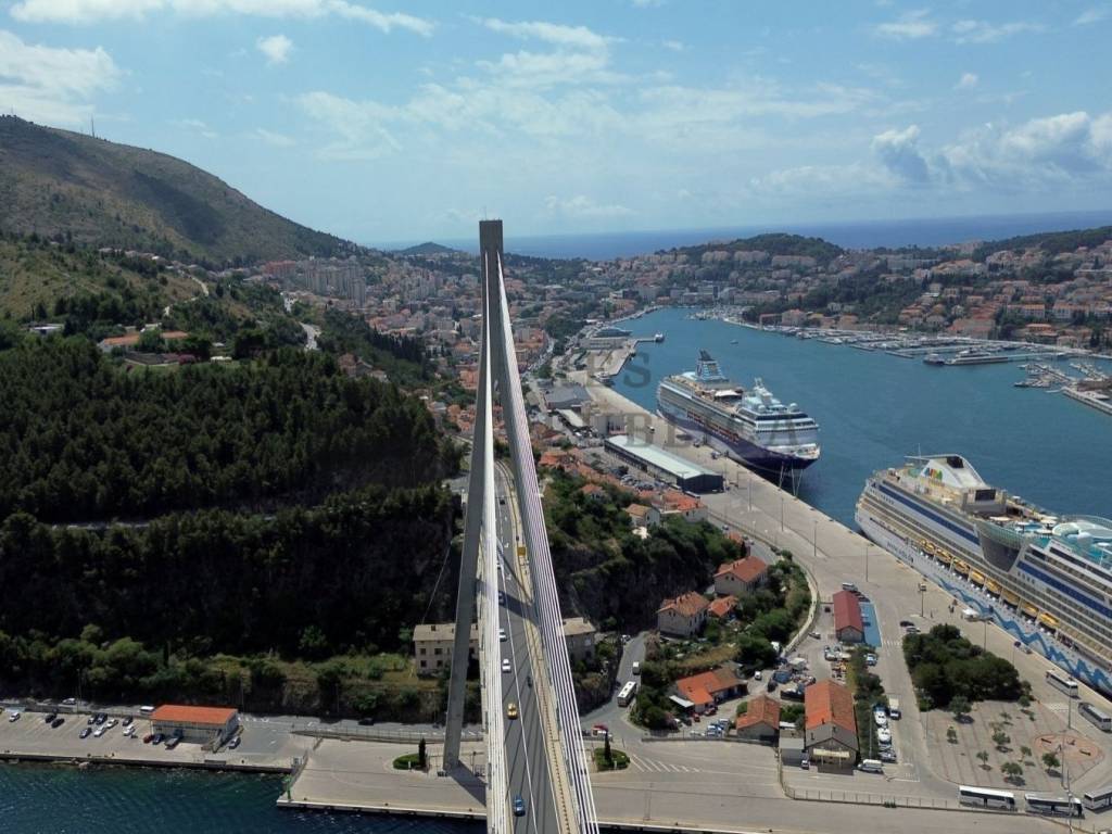 Plot for construction of mixed-use property, Sale, Dubrovnik, Dubrovnik