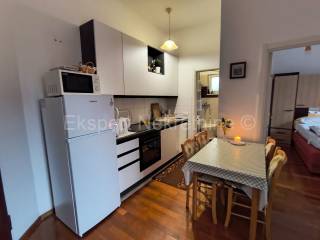Flat in a building, Sale, Split, Split