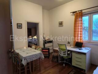 Flat in a building, Sale, Split, Split
