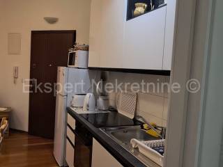 Flat in a building, Sale, Split, Split