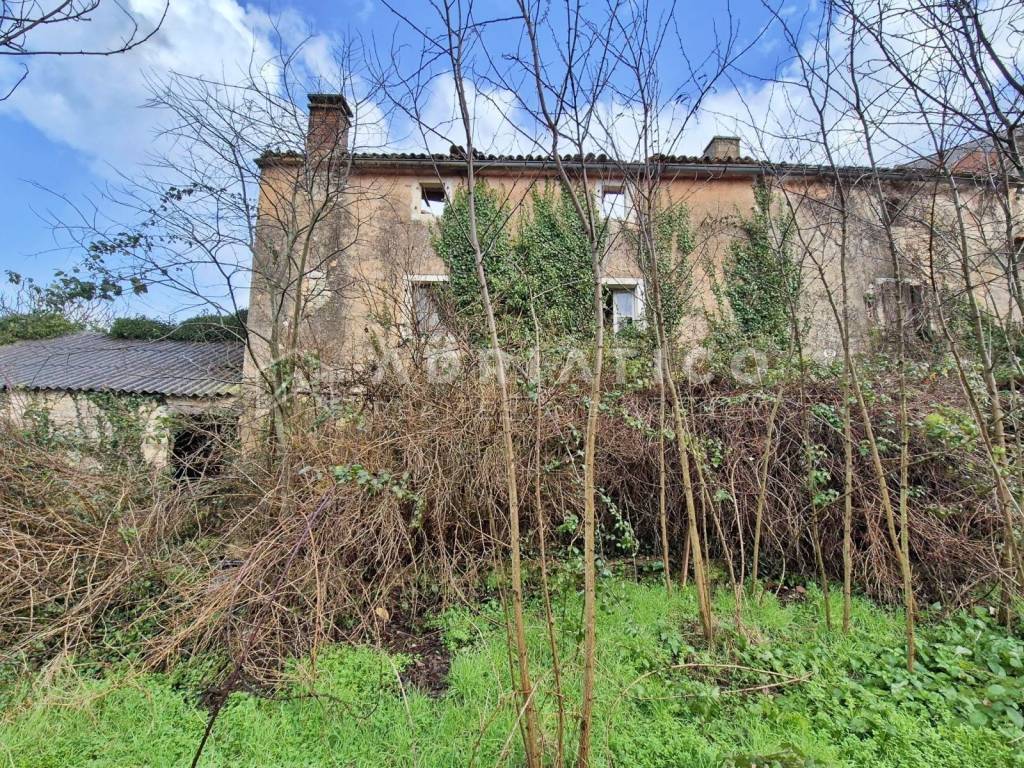 Stone house, Sale, Bale, Bale