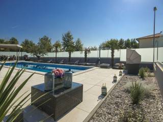 Vila, Prodaja, Porec, Porec