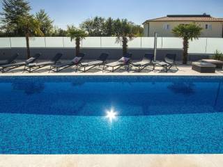 Vila, Prodaja, Porec, Porec