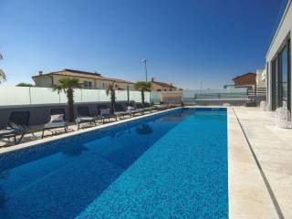 Vila, Prodaja, Porec, Porec