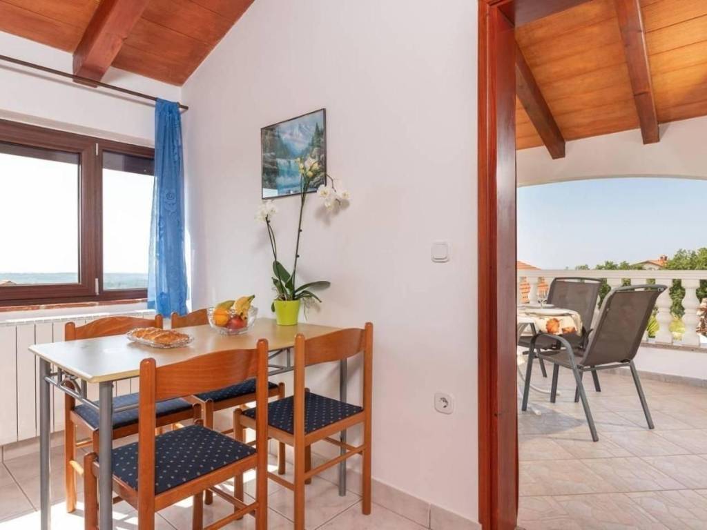 House with apartments, Sale, Kaštelir-Labinci, Kaštelir