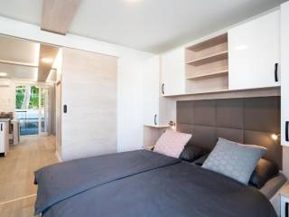 House by the sea, Sale, Novigrad, Novigrad