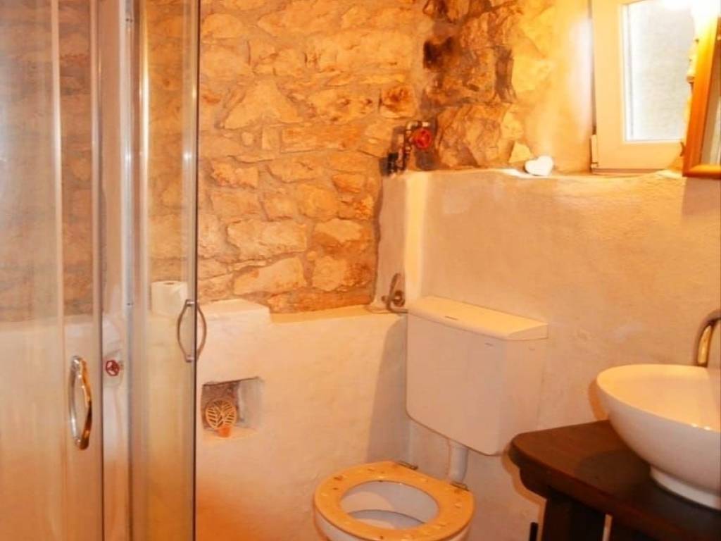 Stone house, Sale, Kaštelir-Labinci, Kaštelir