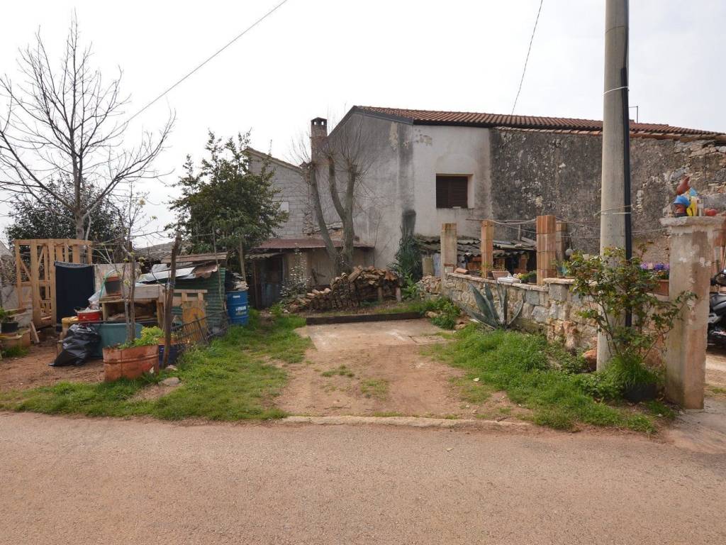 Stone house, Sale, Kaštelir-Labinci, Kaštelir