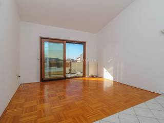Flat in a building, Sale, Poreč, Poreč