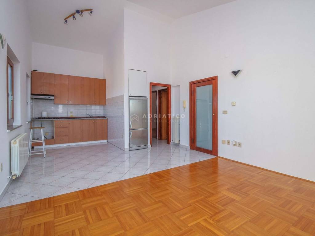Flat in a building, Sale, Poreč, Poreč