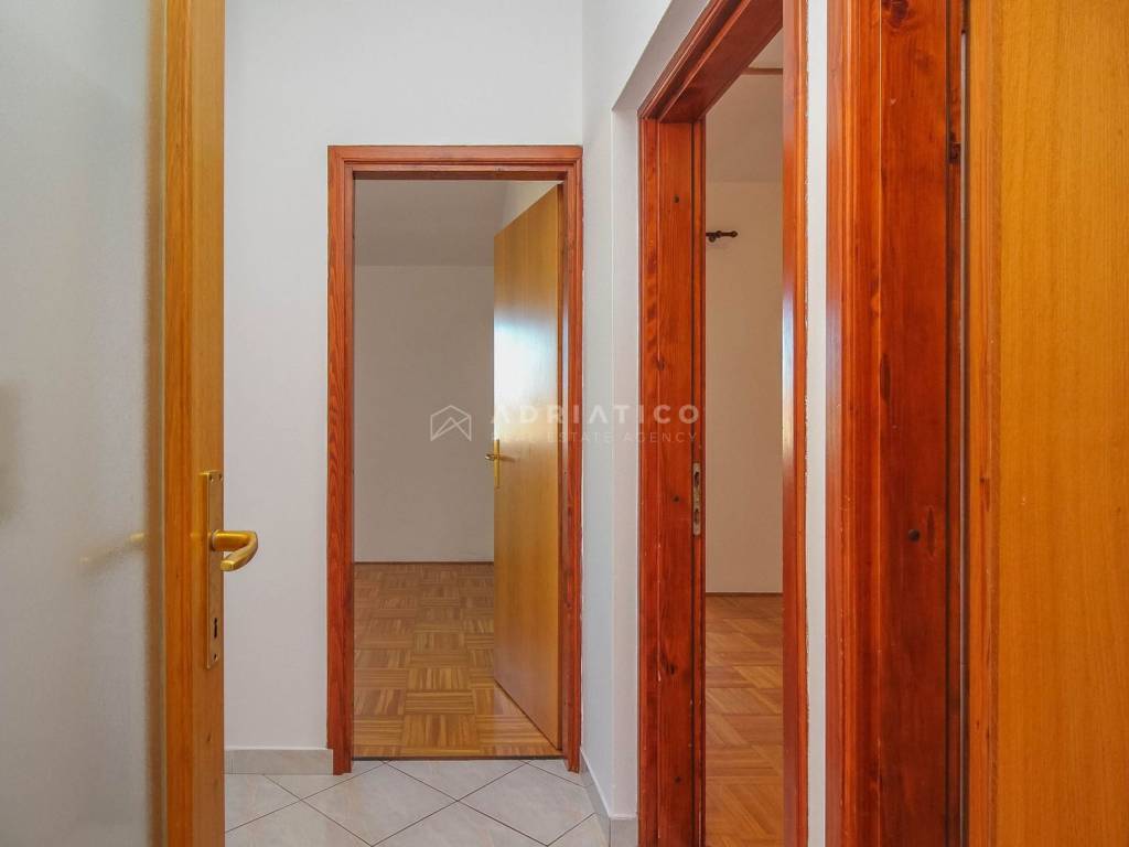 Flat in a building, Sale, Poreč, Poreč