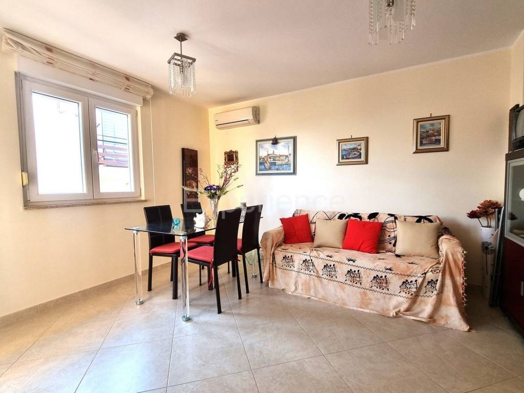 Flat in a building, Sale, Novigrad, Novigrad
