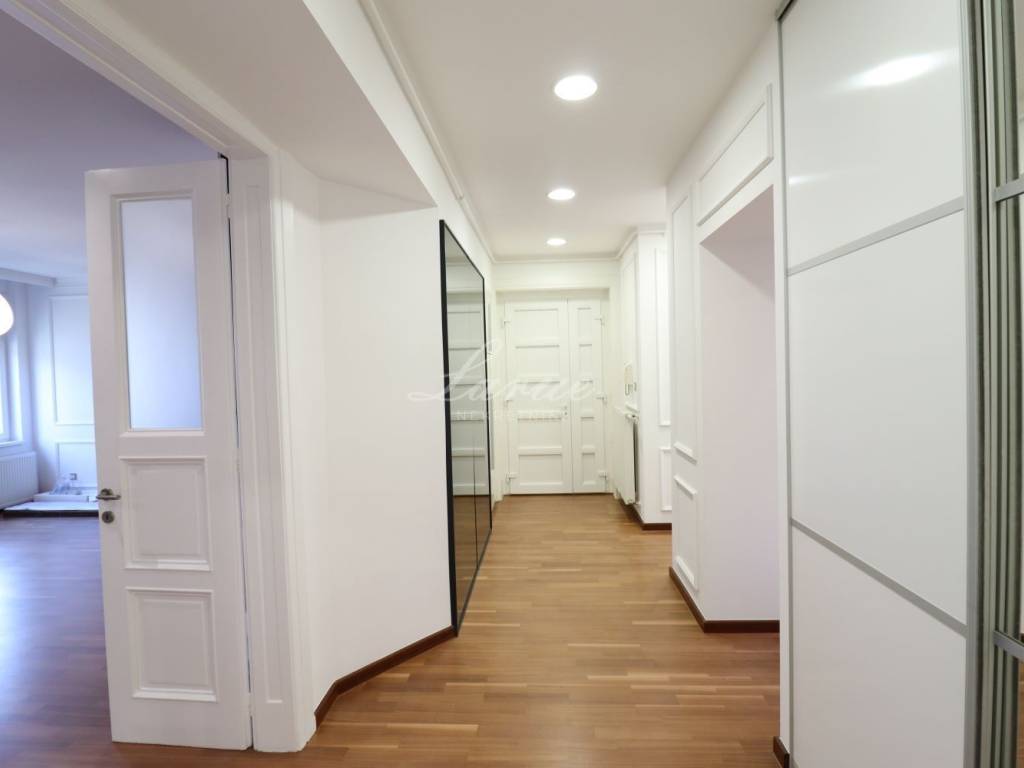 Flat in a building, Sale, Zagreb, Donji Grad