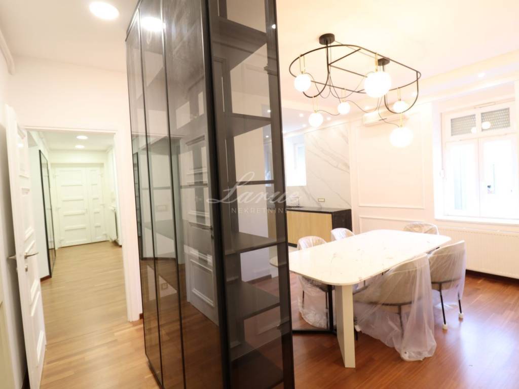 Flat in a building, Sale, Zagreb, Donji Grad
