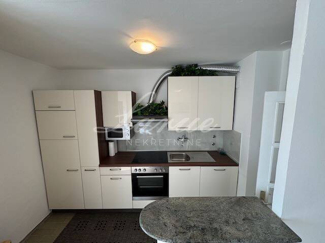 Flat in a building, Rent, Zagreb, Pešćenica - Žitnjak