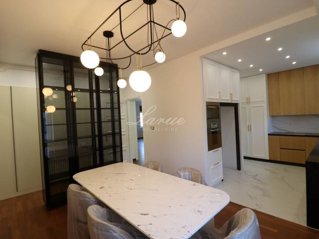 Flat in a building, Sale, Zagreb, Donji Grad