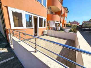 Flat in a building, Sale, Pula, Pula