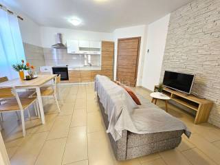 Flat in a building, Sale, Pula, Pula