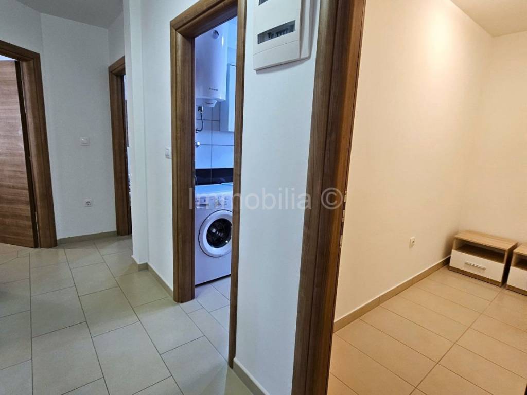 Flat in a building, Sale, Pula, Pula