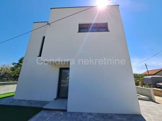 House by the sea, Sale, Privlaka, Privlaka