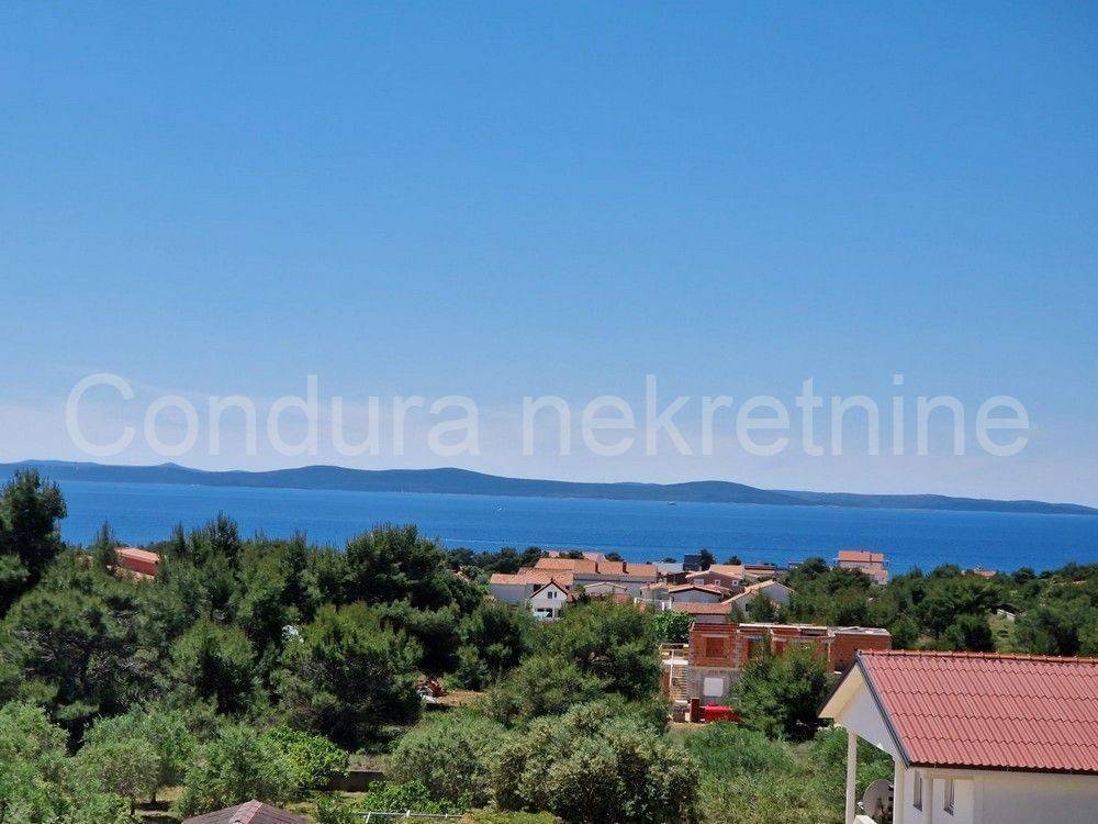 Apartman na moru, Prodaja, Vir, Vir