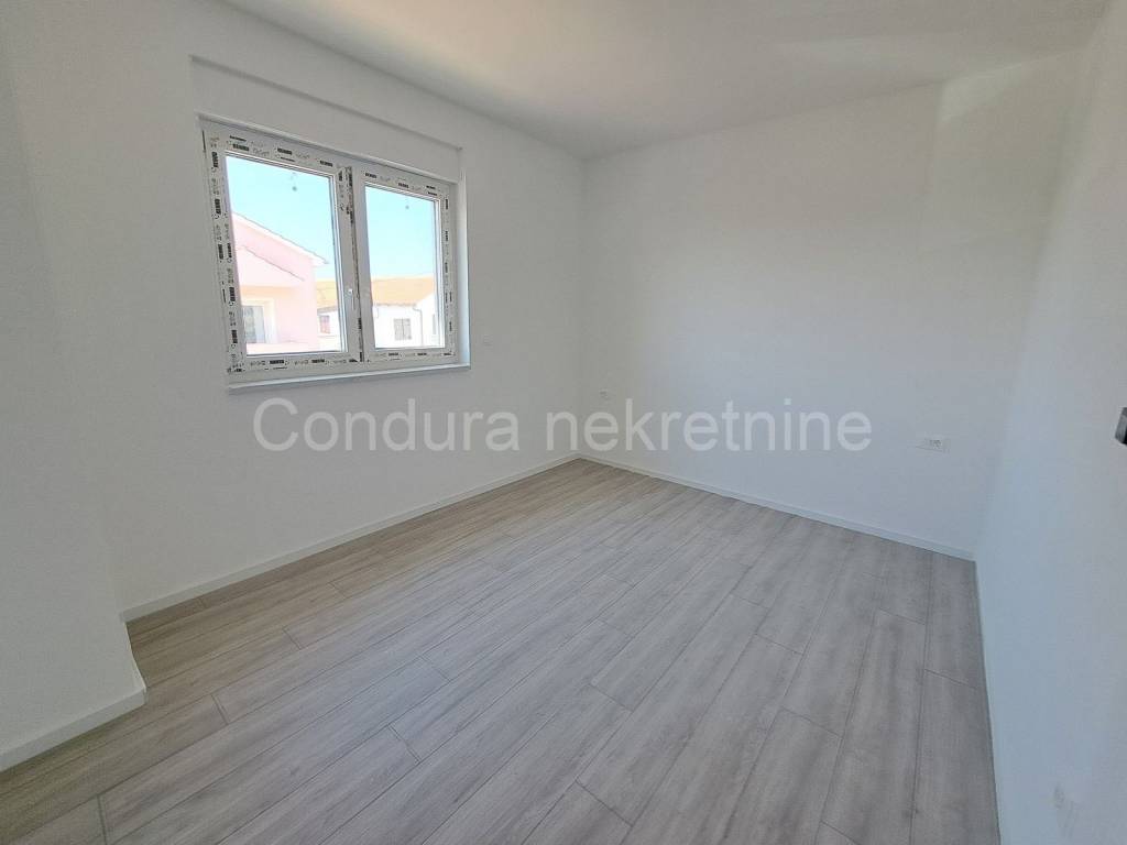 Kuca na moru, Prodaja, Privlaka, Privlaka