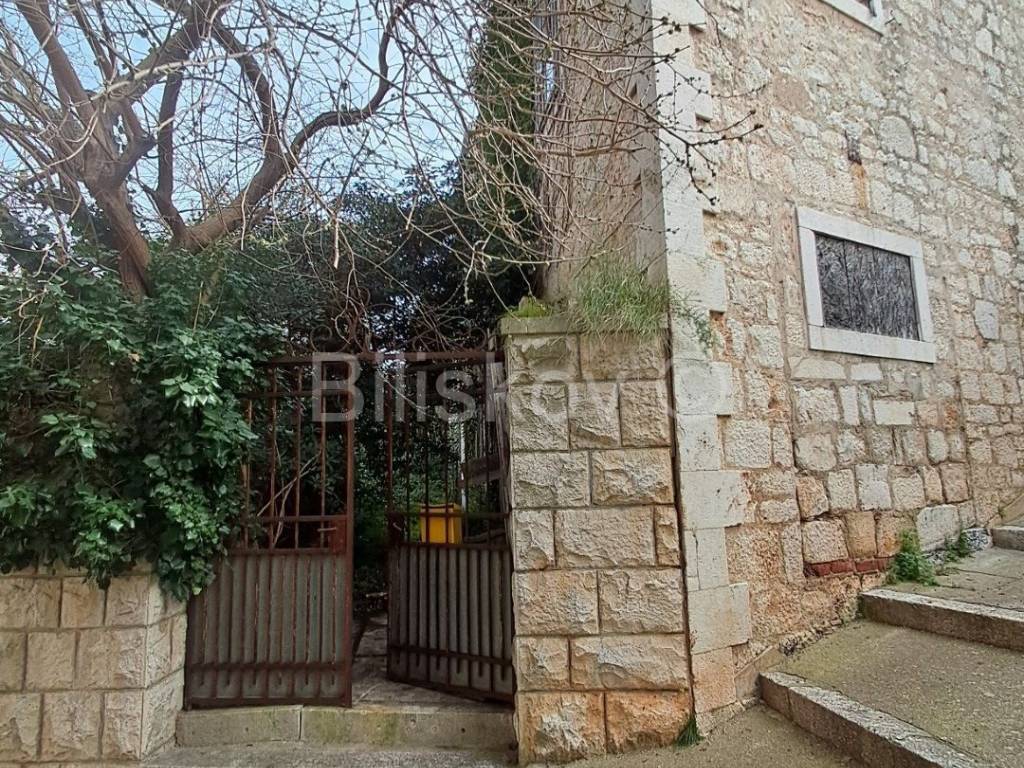 Detached house, Sale, Milna, Milna