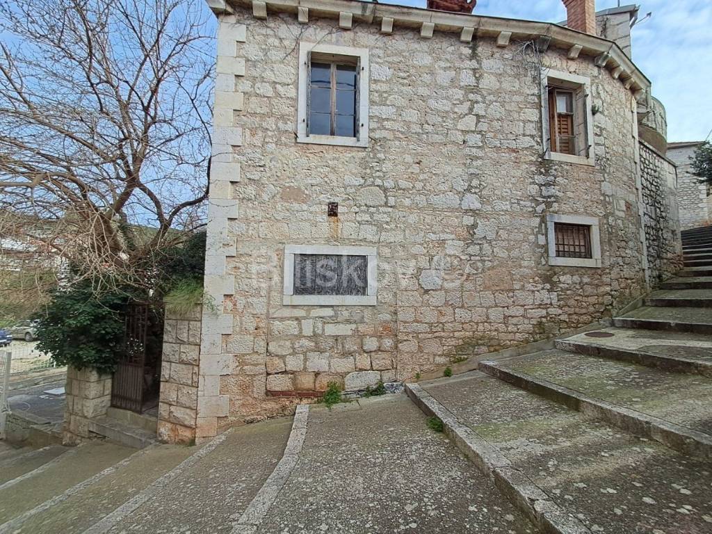 Detached house, Sale, Milna, Milna