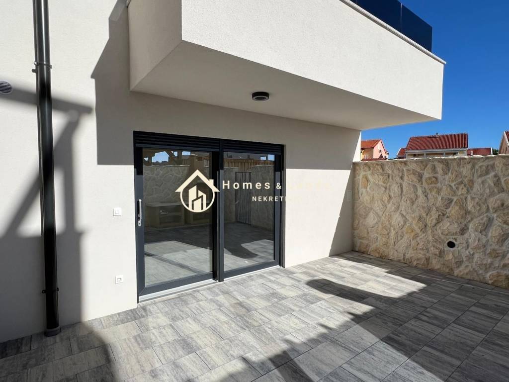Leasure property, Sale, Povljana, Povljana