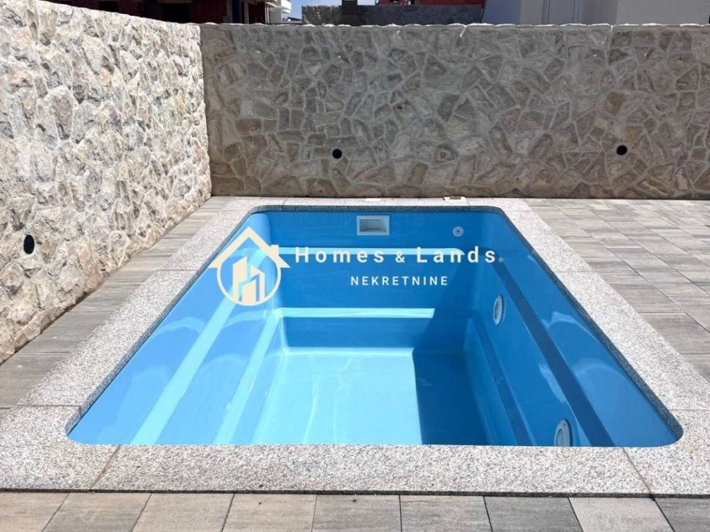 Leasure property, Sale, Povljana, Povljana