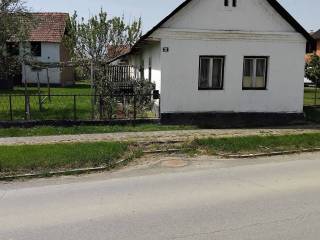 One-storey house, Sale, Požega - Okolica, Mihaljevci