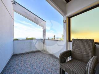 Flat in a building, Sale, Novigrad, Mareda
