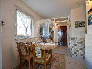 Flat in a building, Sale, Novigrad, Mareda