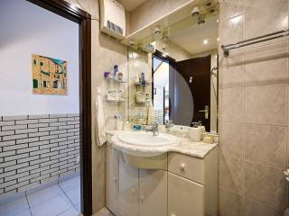 Flat in a building, Sale, Novigrad, Mareda