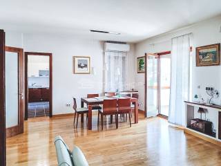 Flat in an urban villa, Sale, Zagreb, Podsljeme