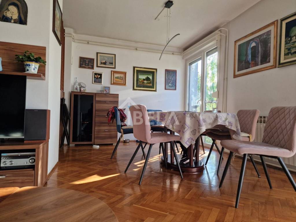 Flat in a building, Sale, Zagreb, Maksimir